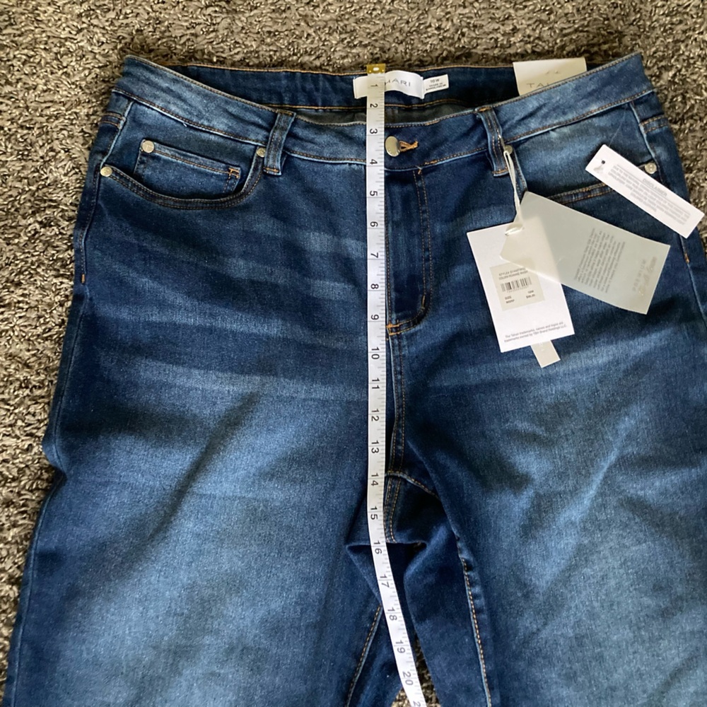 Tahari Women's Boyfriend Jeans - Dark Blue - Picture 3 of 8